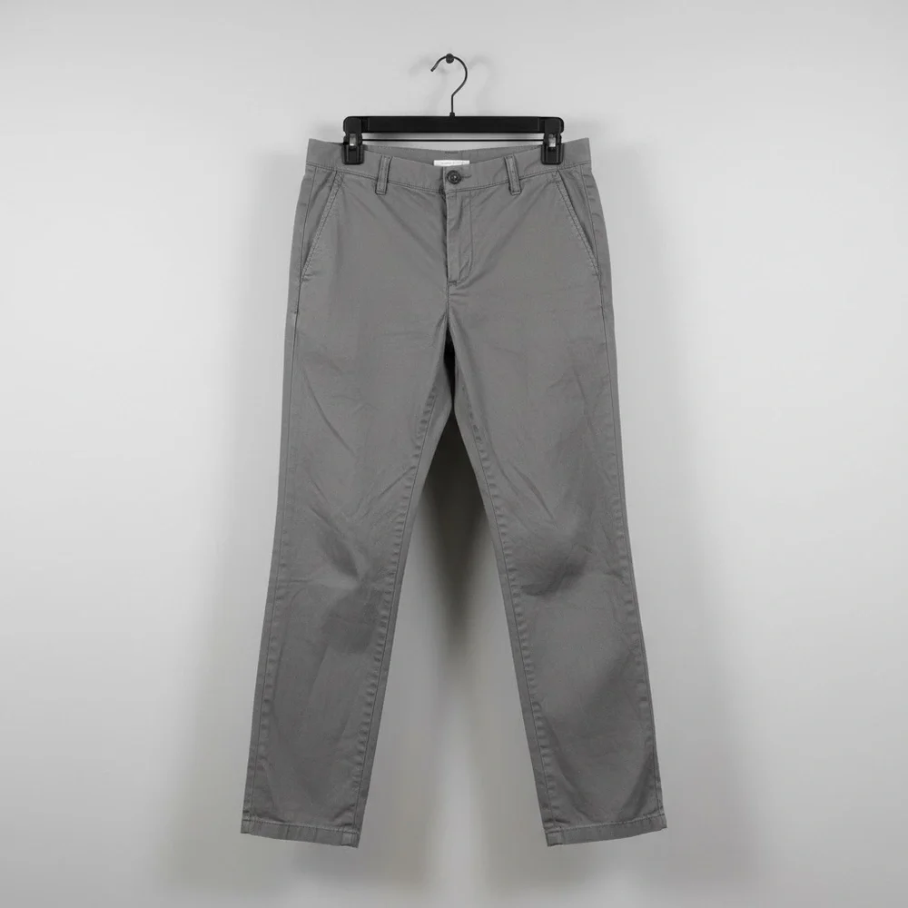 Tommy Hilfiger Custom Fit Gray Chino Pants Mens 32x32 Cotton Flat Front